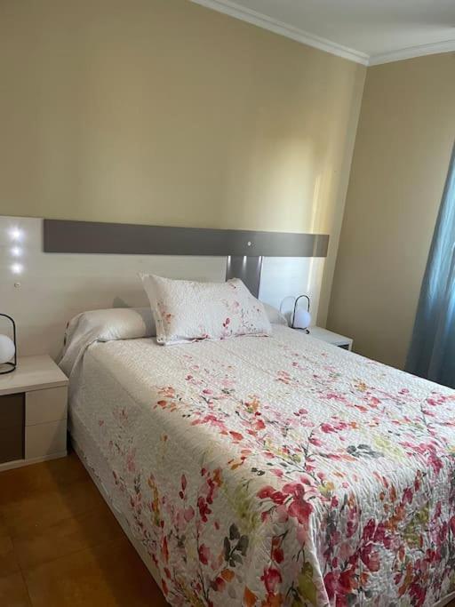 Chalet Casa Con Piscina En Arbo Vigo Ngoại thất bức ảnh